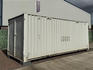 Pre-Owned 21' x 8'